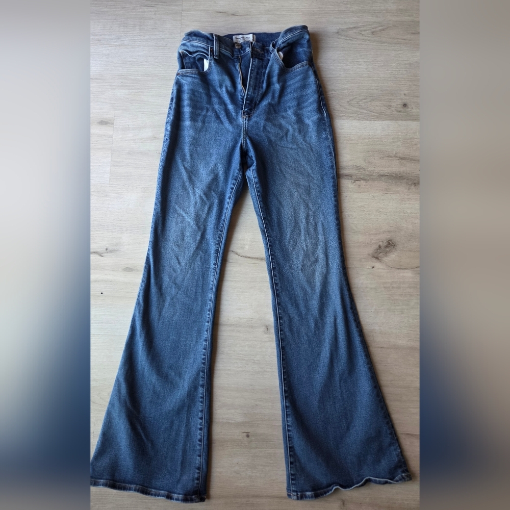 Abercrombie Curve Love